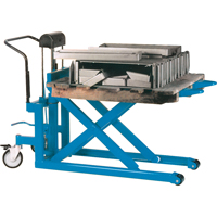 Chariots/tables hydrauliques de levée à ciseaux pour palettes, 42-1/2" lo x 20-1/2" la, Acier, Capacité de 2200 lb MA445 | O-Max