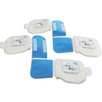 Électrodes de rechange pour appareil de démonstration de RCR CPR-D, Zoll AED Plus<sup>MD</sup> Pour, Non médical SGU183 | O-Max